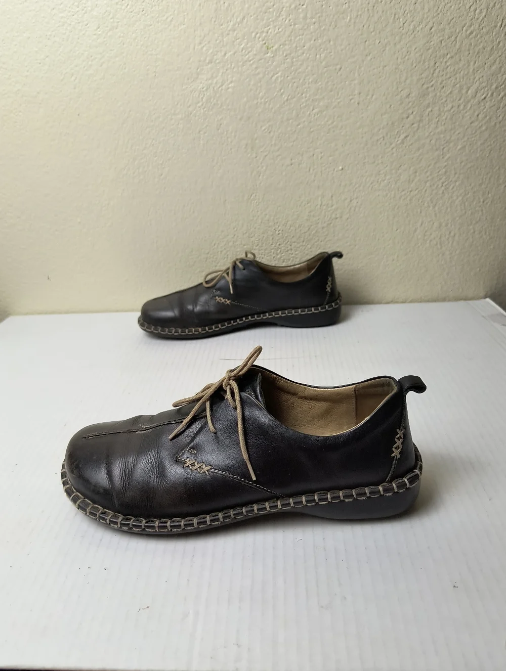 Josef Seibel 7 - 7.5 Black Leather Derby with Contrasting Stitching